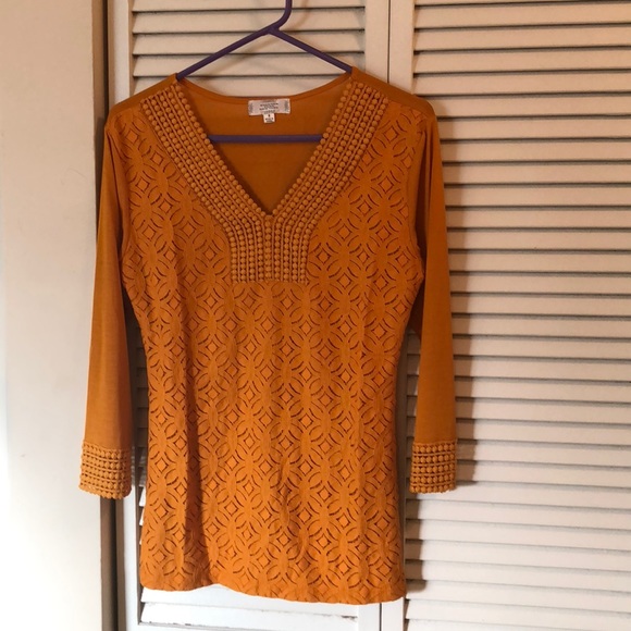 Shannon Ford New York Tops - NWT🔥🎁Mustard Lace 3/4 Sleeve Sweater